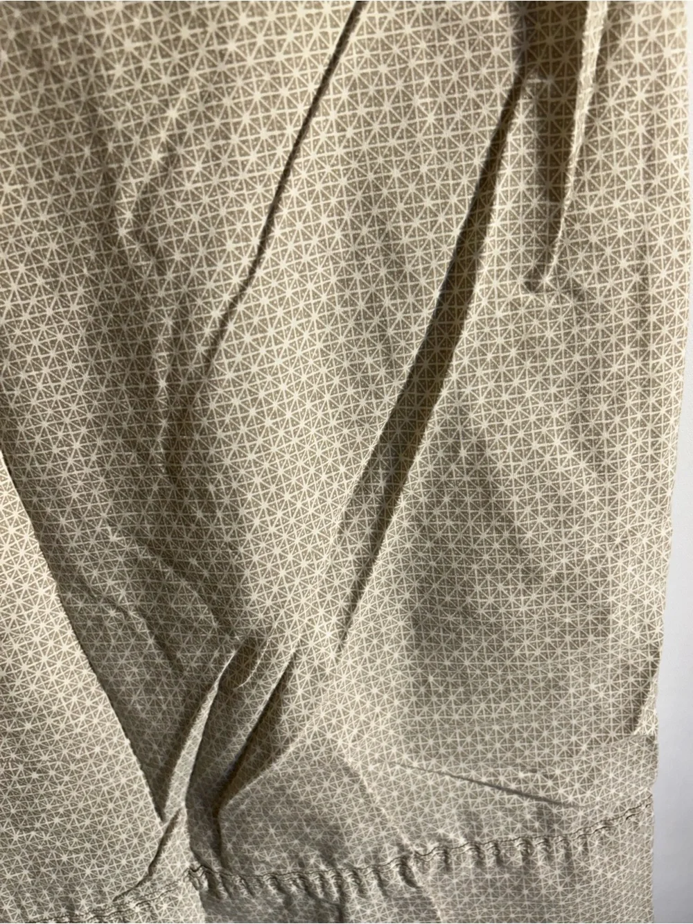 THOMAS O’BRIEN VTG  MODERN 100% COTTON BEIGE/SMALL WHITE DOTS PILLOW CASES KING